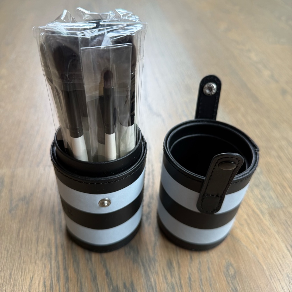 NWOT Morphe Make-up 12 Brush Travel Set